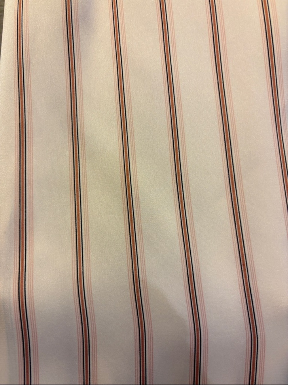 Express Women’s Relaxed Portofino Cream/Pink Striped Button Up Blouse Shirt M - Picture 3 of 7